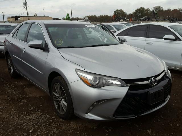 4T1BF1FK7GU142608 - 2016 TOYOTA CAMRY LE SILVER photo 1