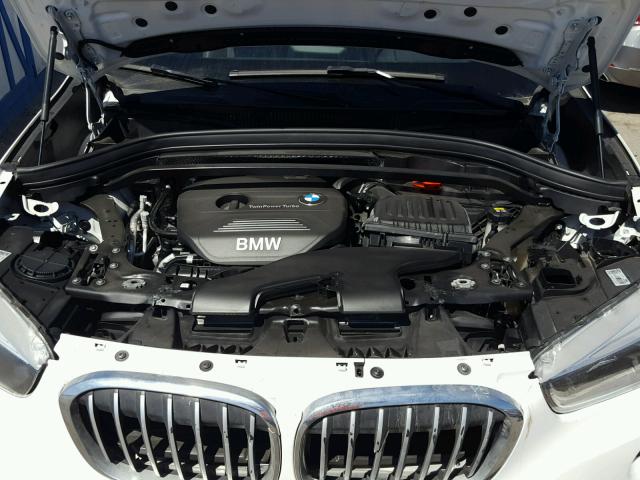 WBXHU7C37HP924673 - 2017 BMW X1 SDRIVE2 WHITE photo 7