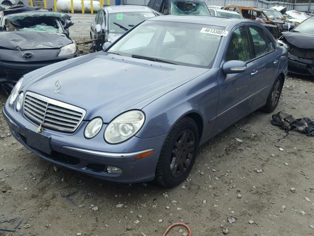 WDBUF65J43A170766 - 2003 MERCEDES-BENZ E 320 BLUE photo 2