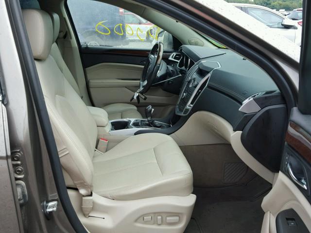 3GYFNBE31CS528597 - 2012 CADILLAC SRX PERFOR 棕色 照片 5