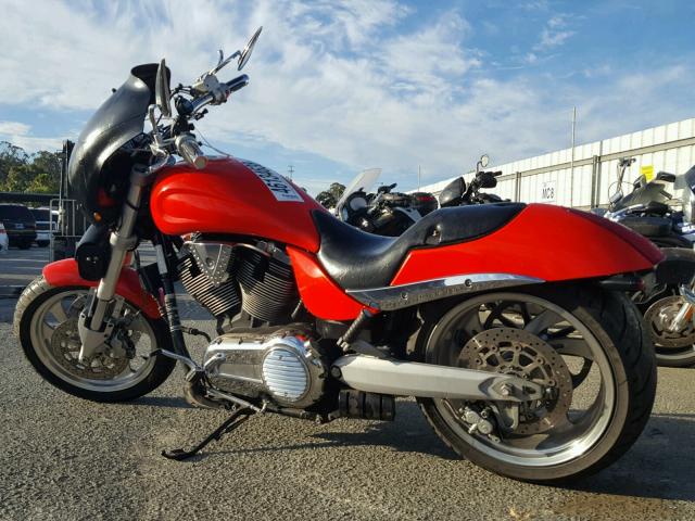 5VPHB26L663001558 - 2006 VICTORY MOTORCYCLES HAMMER CAL RED photo 3