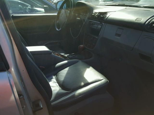 4JGAB72E5XA083036 - 1999 MERCEDES-BENZ ML 430 银色 照片 5