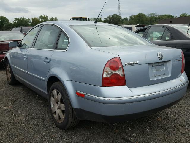 WVWTH63BX3P256101 - 2003 VOLKSWAGEN PASSAT GLX BLUE photo 3