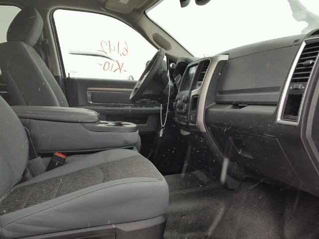 3C6UR5DJ9HG755539 - 2017 RAM 2500 SLT WHITE photo 5