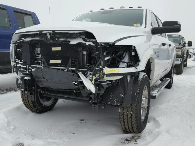 3C6UR5DJ9HG755539 - 2017 RAM 2500 SLT WHITE photo 9