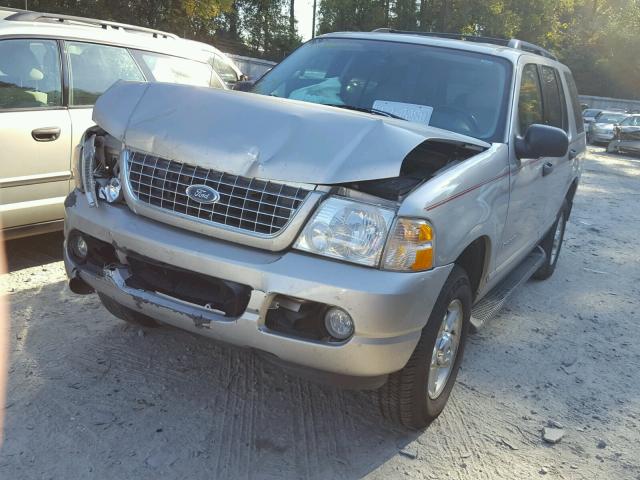 1FMZU73E04UB56206 - 2004 FORD EXPLORER X WHITE photo 2