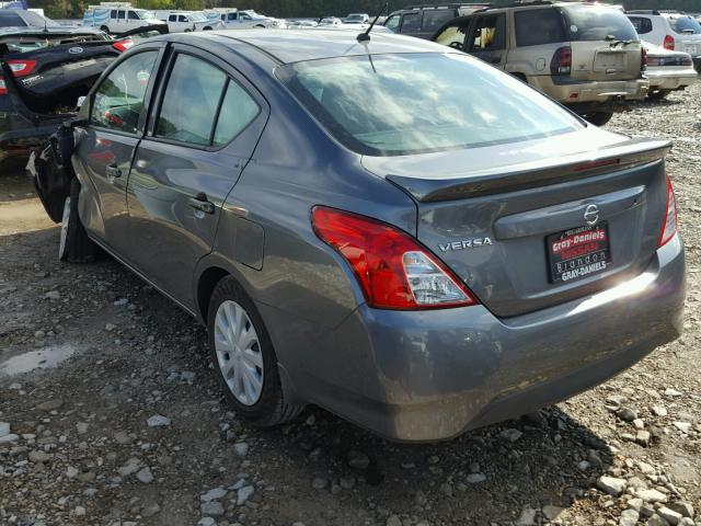 3N1CN7AP6HL847738 - 2017 NISSAN VERSA S GRAY photo 3