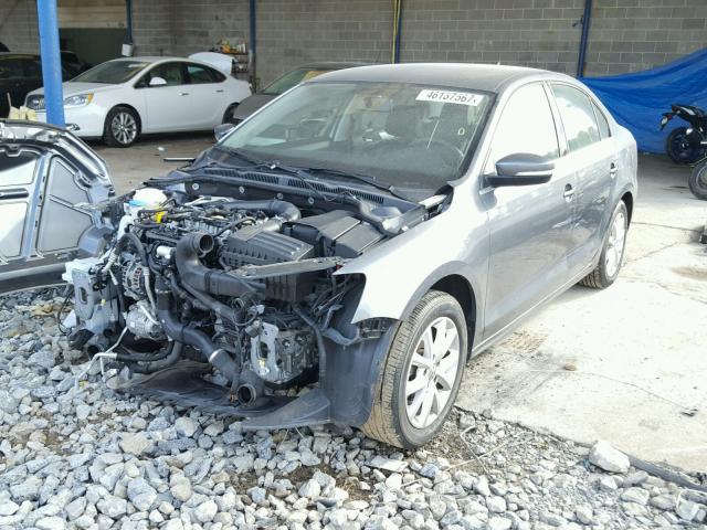 3VWD07AJ8EM261797 - 2014 VOLKSWAGEN JETTA SE GRAY photo 2