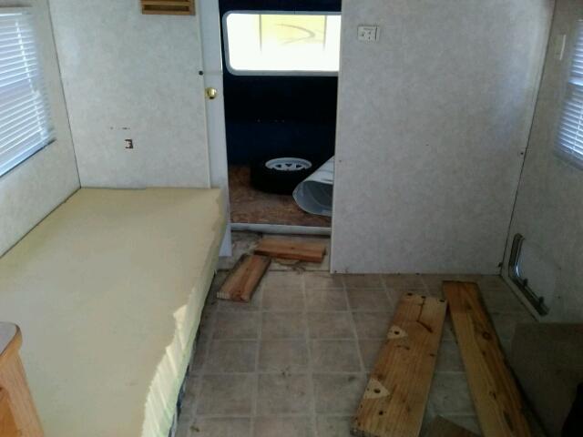 4YDT2482731209039 - 2003 KEYSTONE SPRINTER 白色 照片 5