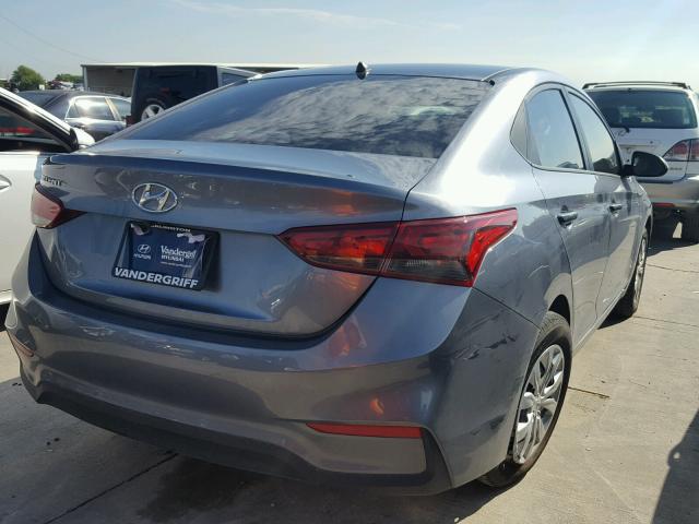 3KPC24A36KE043808 - 2019 HYUNDAI ACCENT SE GRAY photo 4