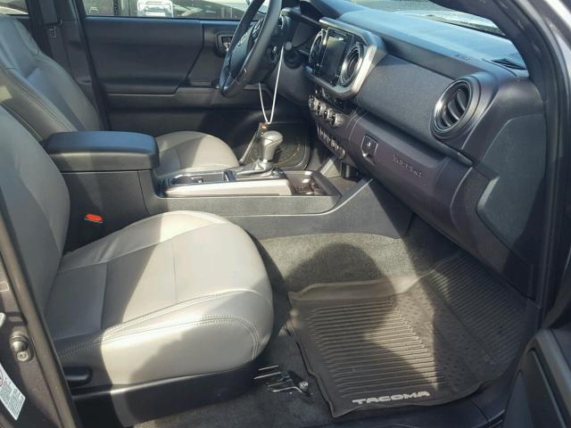 5TFCZ5AN1GX041846 - 2016 TOYOTA TACOMA DOU CHARCOAL photo 5