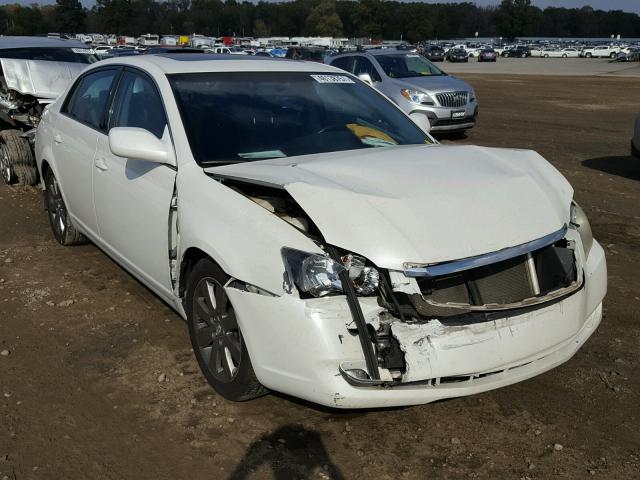 4T1BK36B86U072624 - 2006 TOYOTA AVALON XL WHITE photo 1