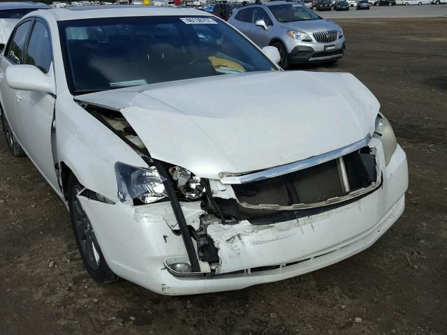 4T1BK36B86U072624 - 2006 TOYOTA AVALON XL WHITE photo 9