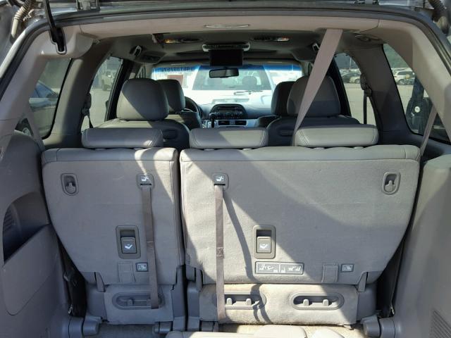 5FNRL38749B007663 - 2009 HONDA ODYSSEY SILVER photo 9