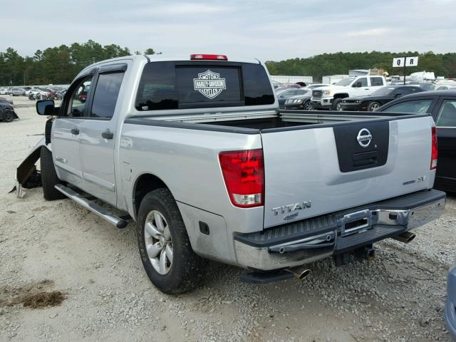 1N6BA0ED9BN317912 - 2011 NISSAN TITAN S GRAY photo 3