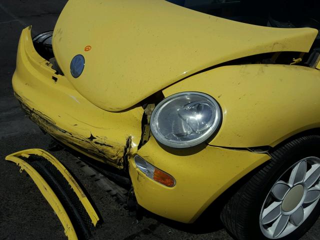 3VWCD31C64M405324 - 2004 VOLKSWAGEN NEW BEETLE Sarı foto 9