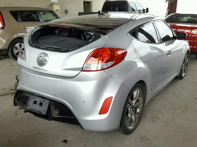 KMHTC6AD8CU066829 - 2012 HYUNDAI VELOSTER B SILVER photo 4