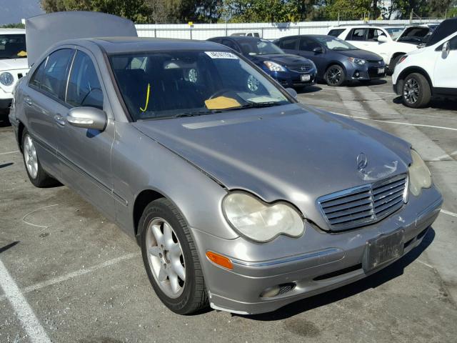 WDBRF61J34F553999 - 2004 MERCEDES-BENZ C 240 GRAY photo 1