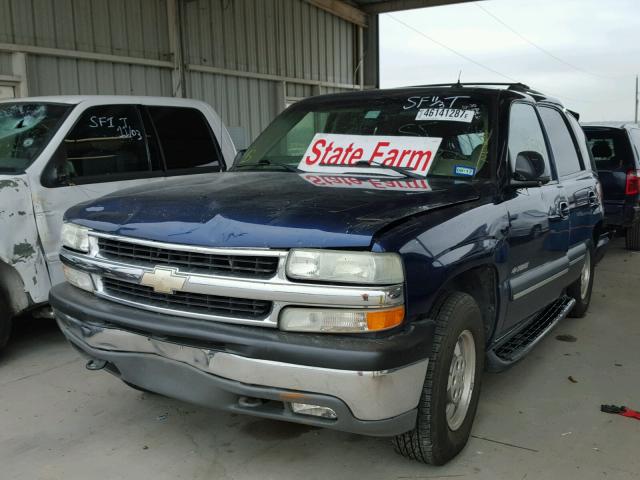 1GNEC13ZX2R308666 - 2002 CHEVROLET TAHOE C150 BLUE photo 2