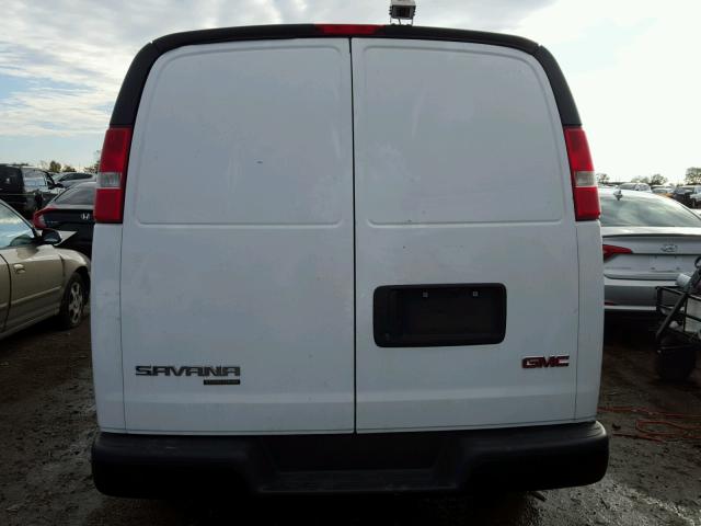 1GTS7AFXXD1148431 - 2013 GMC SAVANA G15 WHITE photo 9