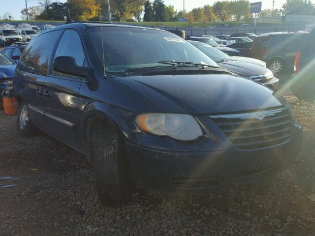 2C8GP54LX5R530547 - 2005 CHRYSLER TOWN & COU BLUE photo 1