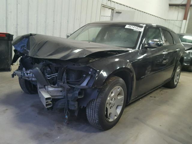 2D4FV47T46H262355 - 2006 DODGE MAGNUM SE BLACK photo 2