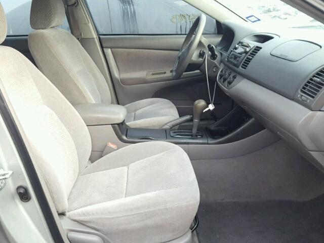 4T1BE32KX3U704502 - 2003 TOYOTA CAMRY LE SILVER photo 5