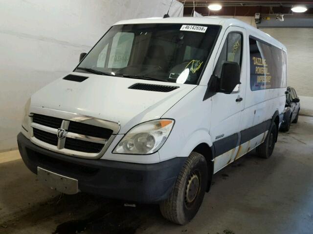 WDWPE745885288182 - 2008 DODGE SPRINTER 2 WHITE photo 2