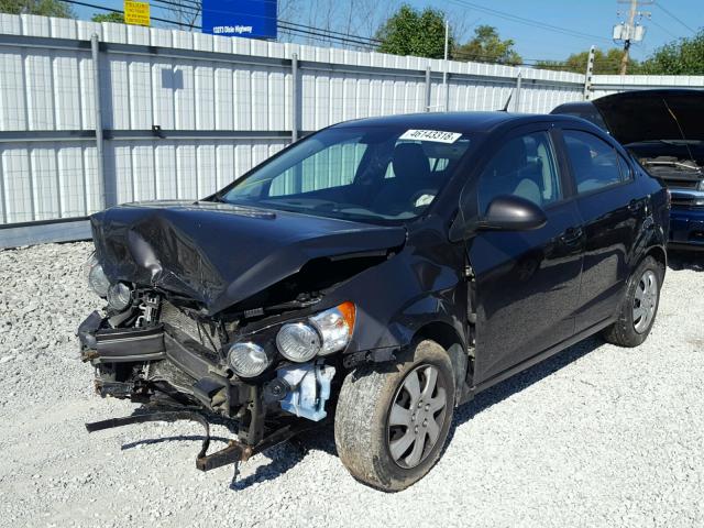 1G1JA5SG3D4239414 - 2013 CHEVROLET SONIC LS GRAY photo 2
