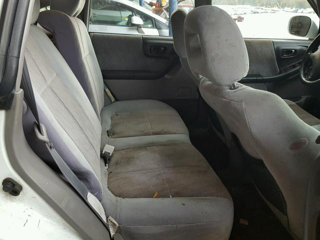 JF1SF65611H724666 - 2001 SUBARU FORESTER S თეთრი ფოტო 6