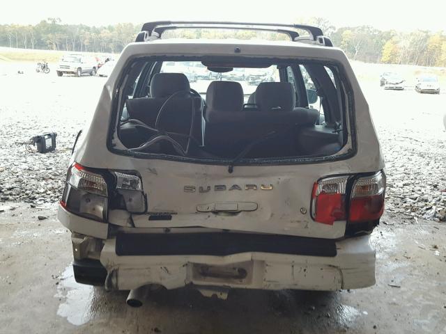 JF1SF65611H724666 - 2001 SUBARU FORESTER S WHITE photo 9