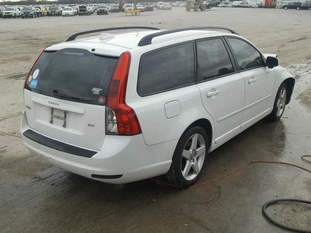 YV1MW382882402348 - 2008 VOLVO V50 WHITE photo 4