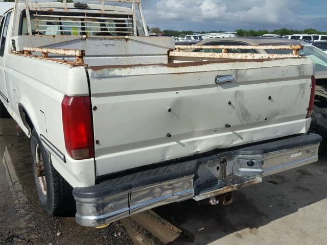 1FTHX25M5PKA70792 - 1993 FORD F250 WHITE photo 9