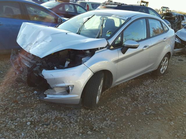 3FADP4BJ4FM187779 - 2015 FORD FIESTA SE GRAY photo 2