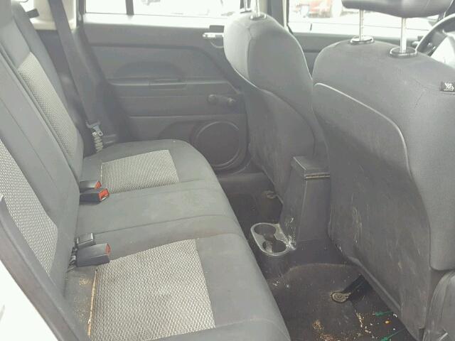 1J8FF47W38D504517 - 2008 JEEP COMPASS SP SILVER photo 6