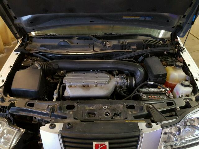 5GZCZ53476S835068 - 2006 SATURN VUE SILVER photo 7