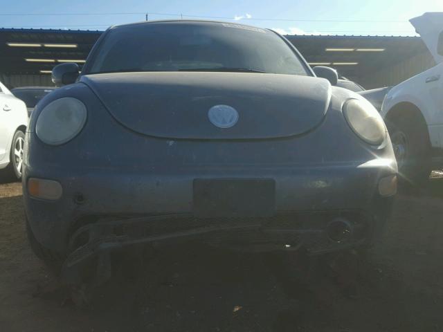 3VWDD21C03M413187 - 2003 VOLKSWAGEN NEW BEETLE GRAY photo 9