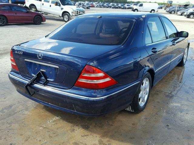 WDBNG70J6YA110378 - 2000 MERCEDES-BENZ S 430 BLUE photo 4