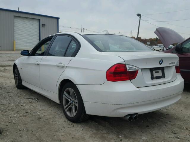 WBAVC73588KX90559 - 2008 BMW 328 WHITE photo 3