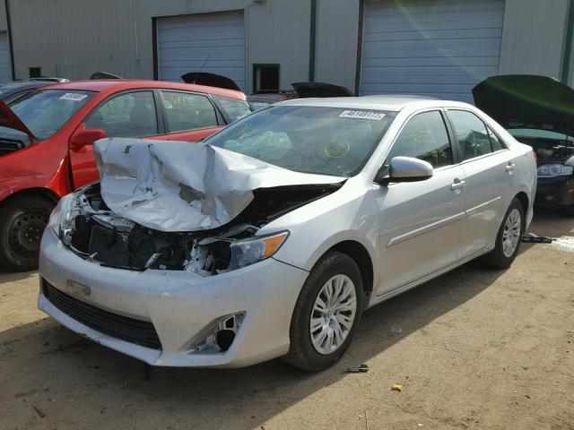 4T4BF1FK2ER433309 - 2014 TOYOTA CAMRY L SILVER photo 2