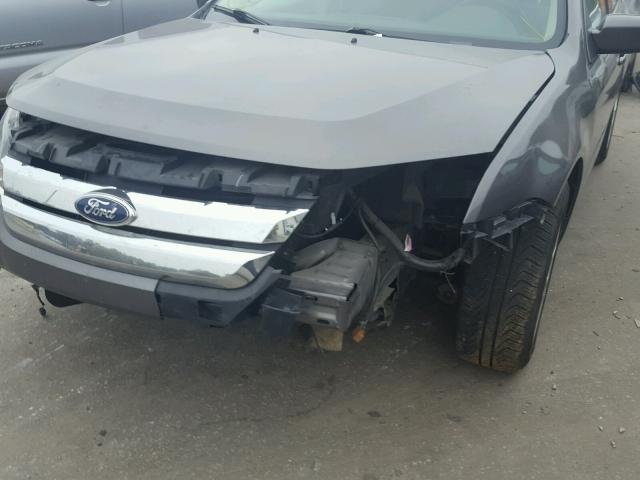 3FAHP0HA6CR128037 - 2012 FORD FUSION GRAY photo 9