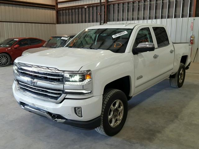 3GCUKTEJ6HG334555 - 2017 CHEVROLET SILVERADO WHITE photo 2