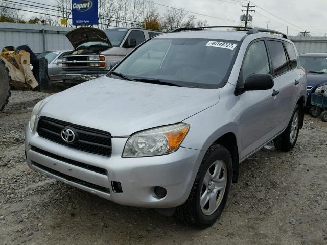 JTMBD33V276027701 - 2007 TOYOTA RAV4 SILVER photo 2