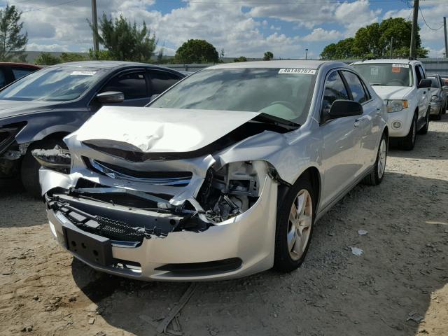 1G1ZA5E00A4151644 - 2010 CHEVROLET MALIBU SILVER photo 2