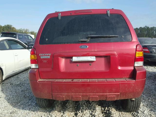 1FMYU04115KA45577 - 2005 FORD ESCAPE LIM RED photo 9