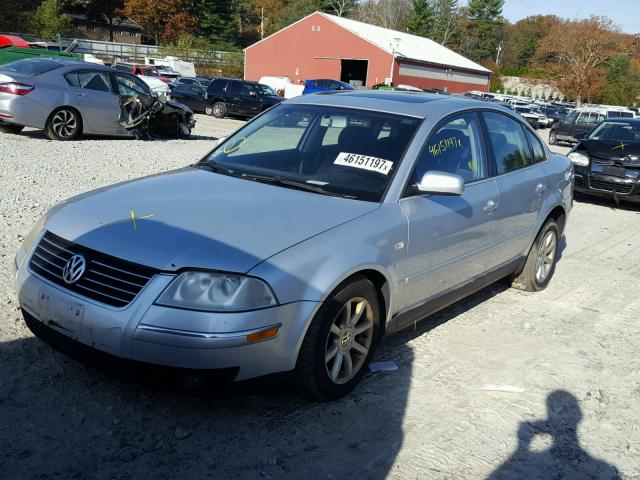 WVWPD63BX4P108707 - 2004 VOLKSWAGEN PASSAT GLS SILVER photo 2