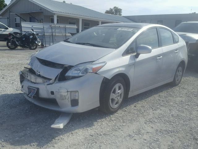 JTDKN3DU5A0113162 - 2010 TOYOTA PRIUS SILVER photo 2