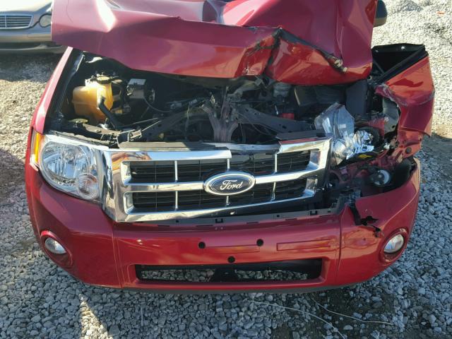 1FMCU03138KA92108 - 2008 FORD ESCAPE XLT MAROON photo 7