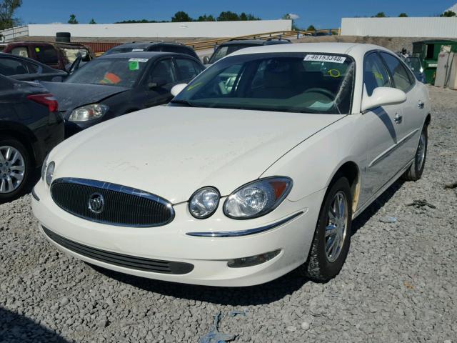 2G4WD582961150182 - 2006 BUICK LACROSSE C WHITE photo 2