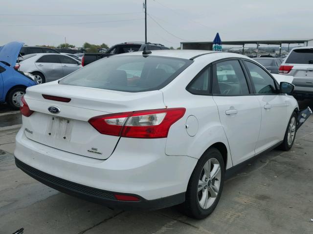 1FADP3F25EL157493 - 2014 FORD FOCUS SE WHITE photo 4